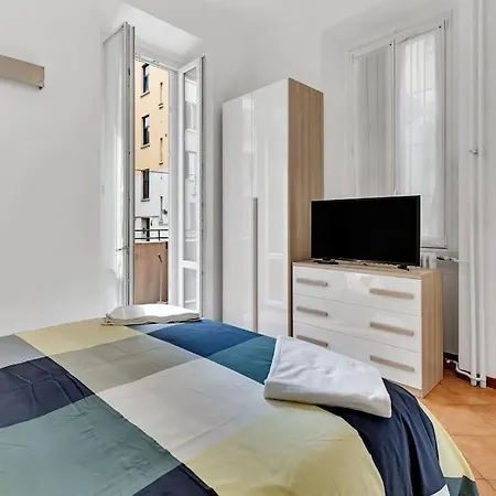 Διαμέρισμα 12 Min To Duomo - Secret Garden Hideaway Downtown Μιλάνο