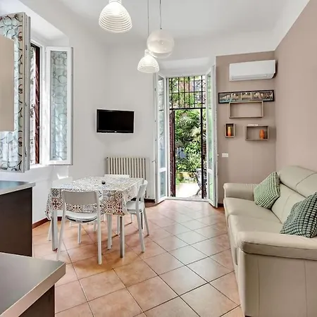 Διαμέρισμα 12 Min To Duomo - Secret Garden Hideaway Downtown